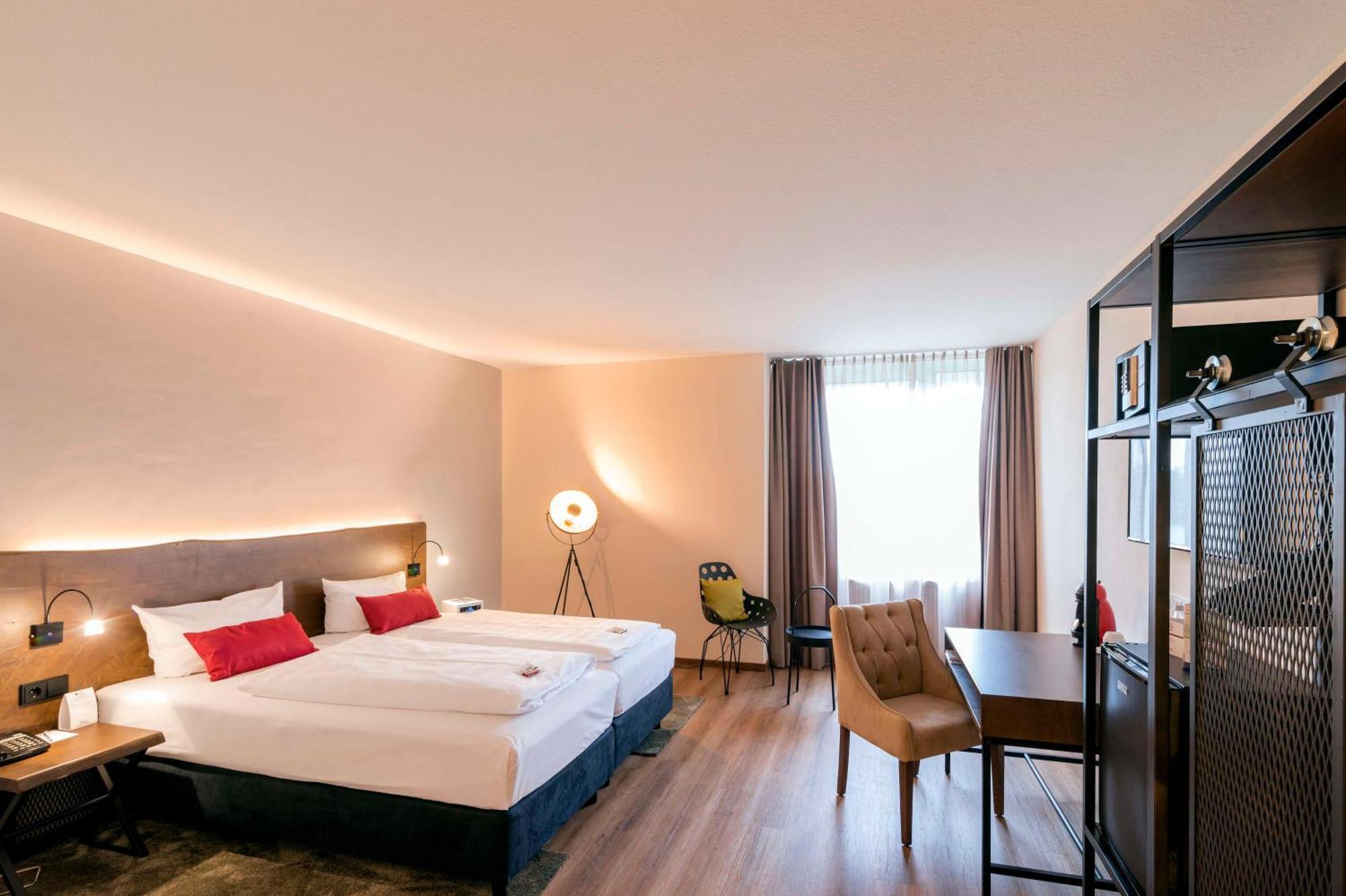 Best Western Plus Palatin Kongresshotel Wiesloch Exterior foto