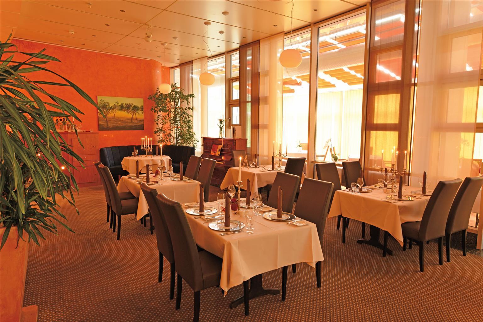 Best Western Plus Palatin Kongresshotel Wiesloch Exterior foto